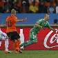 Segundo gol da Holanda, marcado por Sneijder, na vitória por 2 a 1 sobre a Eslováquia Segundo gol da Holanda, marcado por Sneijder, na vitória por 2 a 1 sobre a Eslováquia