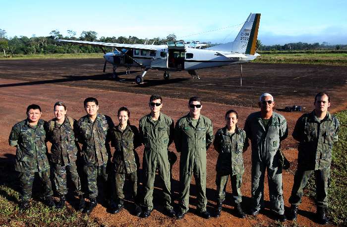Equipe de médicos da FAB durante missão na cidade de Apuí no Estado do Amazonas