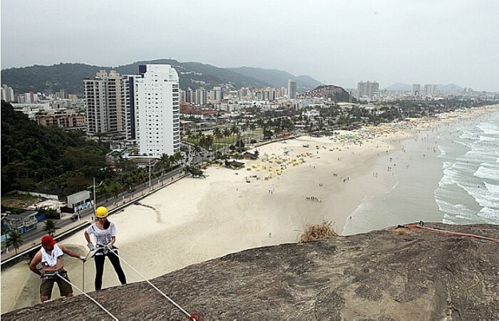 SP: praias lotadas no feriado de 7 de setembro