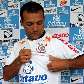 Iarley é apresentado pelo Corinthians e promete empenho na Libertadores
