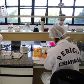 Médicos legistas do Instituto de Criminalística do Estado de São Paulo extraem DNA das amostras cada
