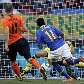 Gol do Brasil, marcado por Robinho, que venceu o goleiro Stekelenburg, da Holanda