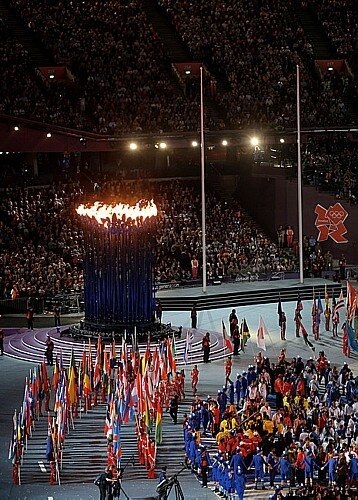 Veja a emocionante cerimônia de encerramento dos Jogos Olímpicos
