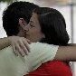 Americanos na Universidade de Beirute distribuem abraços contra a discriminação dos soropositivos