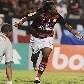 Diego Maurício corre para festejar seu gol, que garantiu os 2 a 1 do Flamengo sobre o Guarani Diego Maurício corre para festejar seu gol, que garantiu os 2 a 1 do Flamengo sobre o Guarani