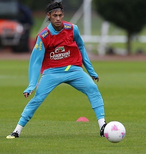 Neymar se prepara para último teste da seleção antes da estreia nos Jogos de Londres