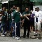 Torcedores se reuniram na frente da sede do Palmeiras antes de saírem em procissão Torcedores se reuniram na frente da sede do Palmeiras antes de saírem em procissão