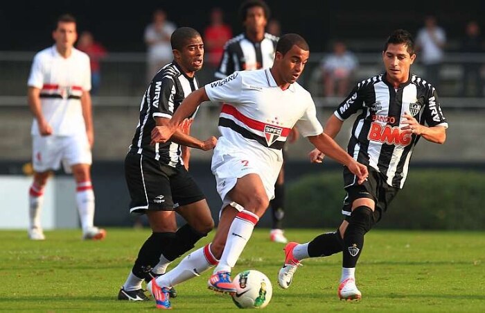 São Paulo vence Atlético-MG por 1 a 0 no Campeonato Brasileiro