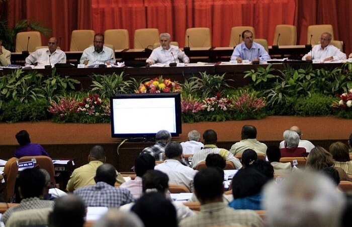 Em abril, o Partido Comunista de Cuba realizou seu congresso para debater os rumos da ilha