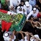 No Bahrein, funeral se torna protesto contra monarquia pela primeira mulher morta no conflito No Bahrein, funeral se torna protesto contra monarquia pela primeira mulher morta no conflito
