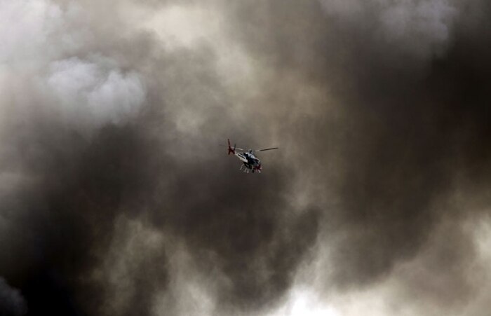 Incêndio atinge prédio abandonado e favela da região central de São Paulo