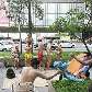 Grupo de atores resolveu transformar a Avenida Paulista na praia dos paulistanos