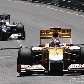 Fernando Alonso, da Renault, acelera à frente de Kazuki Nakajima, da Williams