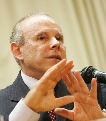 Coletiva de Guido Mantega