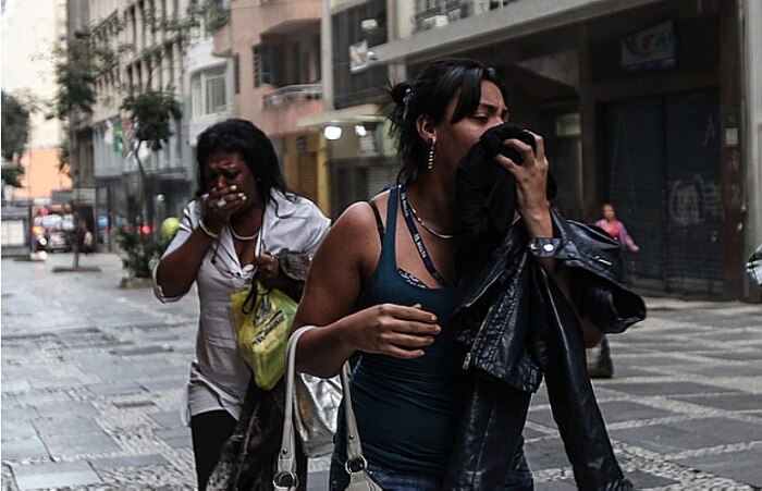 Vazamento de gás interdita rua no centro de SP