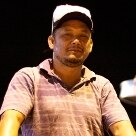Conheça como funciona o imenso mercado a céu aberto de Belém Arte & Lazer - Santana de Souza tem 44 anos, 6 de Ver O Peso. É de Baetetuba, cidade vizinha. Trabalha como carregador de peixe, todo dia da 1h às 8h - Foto: Julia Rettmann/AE
