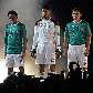 Jogadores do México posam com o novo uniforme da seleção para a Copa 2010 Jogadores do México posam com o novo uniforme da seleção para a Copa 2010