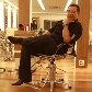 Veja fotos do cabeleireiro que conquistou Silvio Santos