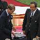 O príncipe William e o presidente da Uefa, Michel Platini, em Roma O príncipe William e o presidente da Uefa, Michel Platini, em Roma