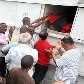 Corpos de vítimas de desabamento são enterrados no Rio de Janeiro Corpos de vítimas de desabamento são enterrados no Rio de Janeiro