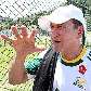O técnico Carlos Alberto Parreira gesticula em conversa após o treino da seleção sul-africana O técnico Carlos Alberto Parreira gesticula em conversa após o treino da seleção sul-africana