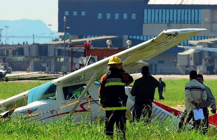 Acidente com monomotor que não conseguiu decolar fecha Aeroporto Salgado Filho, em Porto Alegre