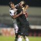 O meia Rivaldo e o goleiro Rogério Ceni comemoram gol para o São Paulo nos 3 a 2 sobre o Linense