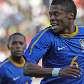 Michel Bastos comemora o primeiro gol no jogo amistoso entre Brasil e Zimbábue Michel Bastos comemora o primeiro gol no jogo amistoso entre Brasil e Zimbábue