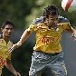 Neymar brinca no gol e titulares retornam no treino do Santos