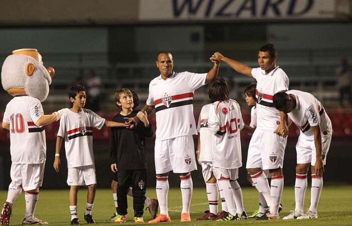 São Paulo e Ponte Preta lutam por vaga nas quartas de final da Copa do Brasil