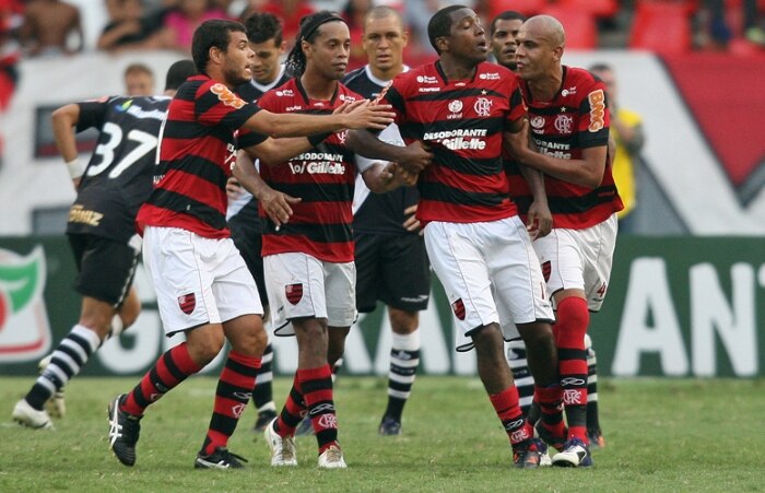Confira os assuntos mais falados no Facebook em 2011