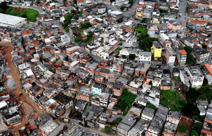 Em São Paulo, 115 mil pessoas vivem em áreas de risco alto ou muito alto