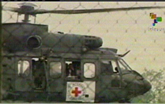 Helicóptero parte de Florencia para resgatar quatro reféns das Farc