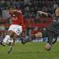 Valência chuta para o empate Manchester United 3 x 3 CSKA Moscou Valência chuta para o empate Manchester United 3 x 3 CSKA Moscou