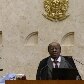 Joaquim Barbosa assume a presidência do STF