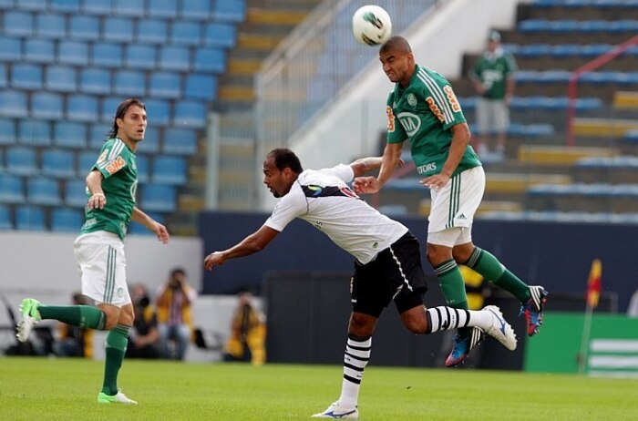 Palmeiras recebe o Vasco tentando manter o alto astral