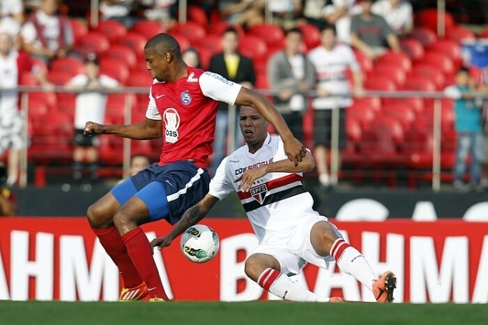 São Paulo se recupera no Brasileirão e vence o Bahia por 1 a 0 no Morumbi
