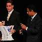 Thiago Pereira recebe prêmio do COB