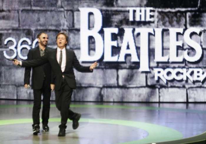 Ringo e Paul apresentam novo Rock Band