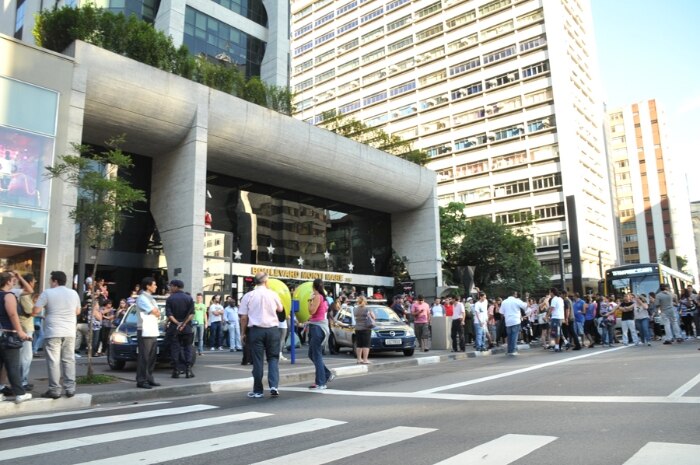 Tumulto e confusão em blitz da GCM no Shopping  Boulevard Monti Mare na av. Paulista. 11-12-2011