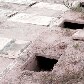 Ossos à mostra e covas rasas fazem parte do cenário Ossos à mostra e covas rasas fazem parte do cenário