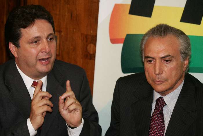 Anthony Garotinho e o presidente do PMDB, Michel Temer, durante reunião da executiva nacional