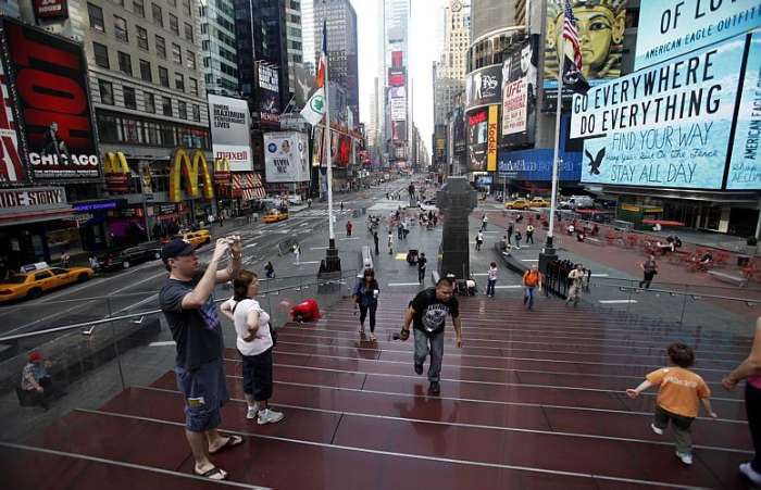 Times Square volta ao normal após carro-bomba ser encontrado