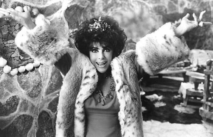 Elizabeth Taylor durante gravações de 