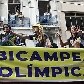 Após bi olímpico, seleção feminina de vôlei chega ao Brasil e desfila em carro aberto Após bi olímpico, seleção feminina de vôlei chega ao Brasil e desfila em carro aberto