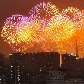 Fogos de artifício iluminam o céu durante o espetáculo de inauguração da Expo Univeral de Xangai Fogos de artifício iluminam o céu durante o espetáculo de inauguração da Expo Univeral de Xangai