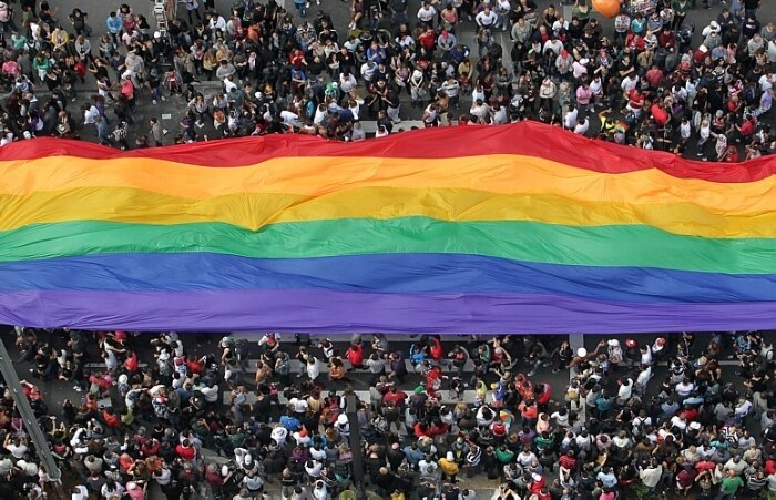 16ª Parada do Orgulho LGBT acontece em SP