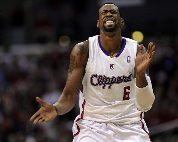 DeAndre Jordan, do LA Clippers, faz careta após errar lance contra o Bulls