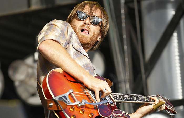 Dan Auerbach do Black Keys se apresenta no Festival Lollapalooza em Chicago na sexta-feira, 6