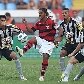 Ronaldinho Gaúcho domina bola no empate de 0 a 0 entre Flamengo e Botafogo Ronaldinho Gaúcho domina bola no empate de 0 a 0 entre Flamengo e Botafogo